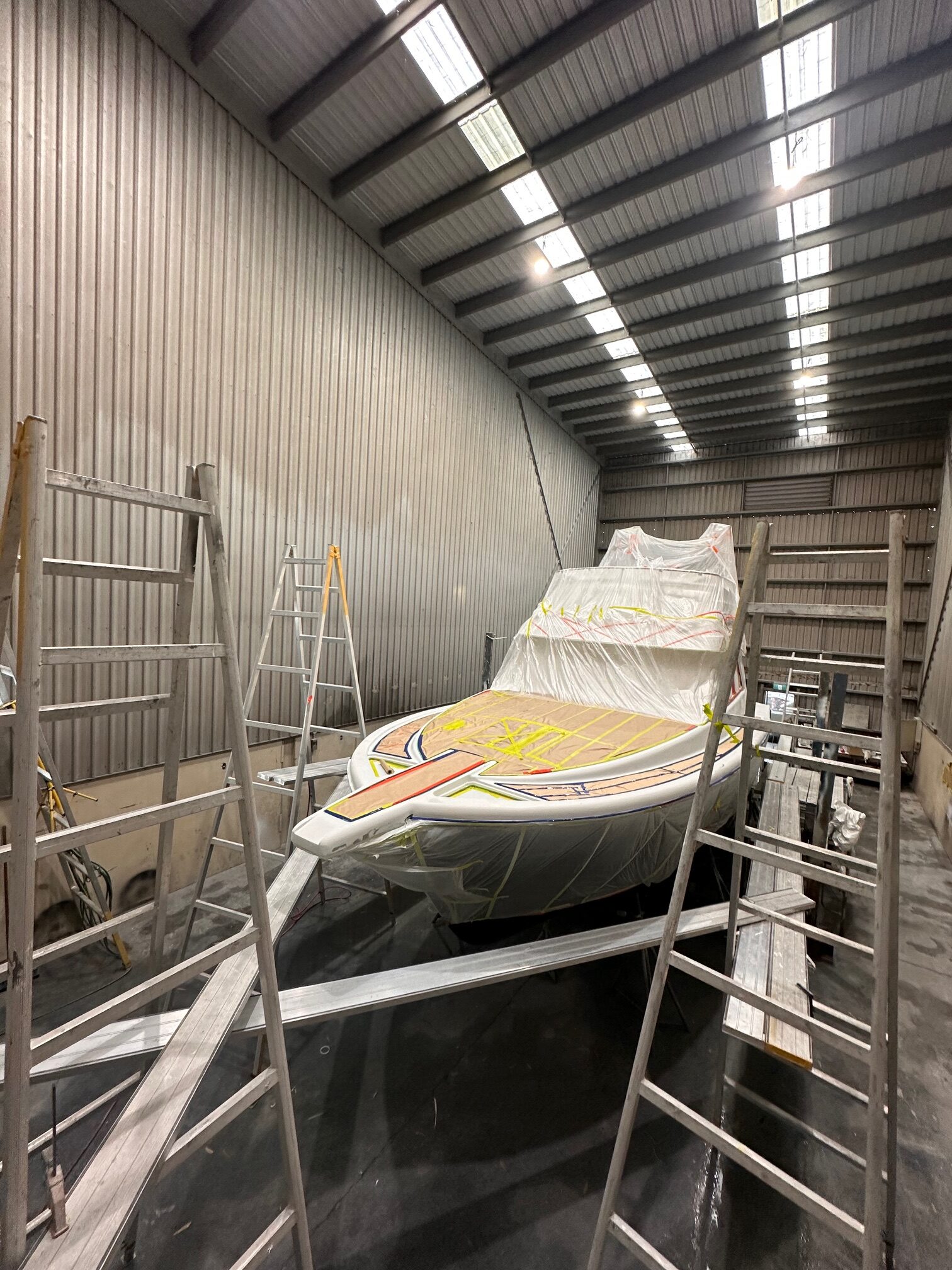 SeaInspect - Riviera custom paint work
